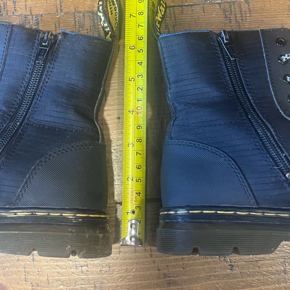 Dr. Martens Junior Combs Black and Blue Utility Combat Boots Boys Size 4 - Picture 8 of 14